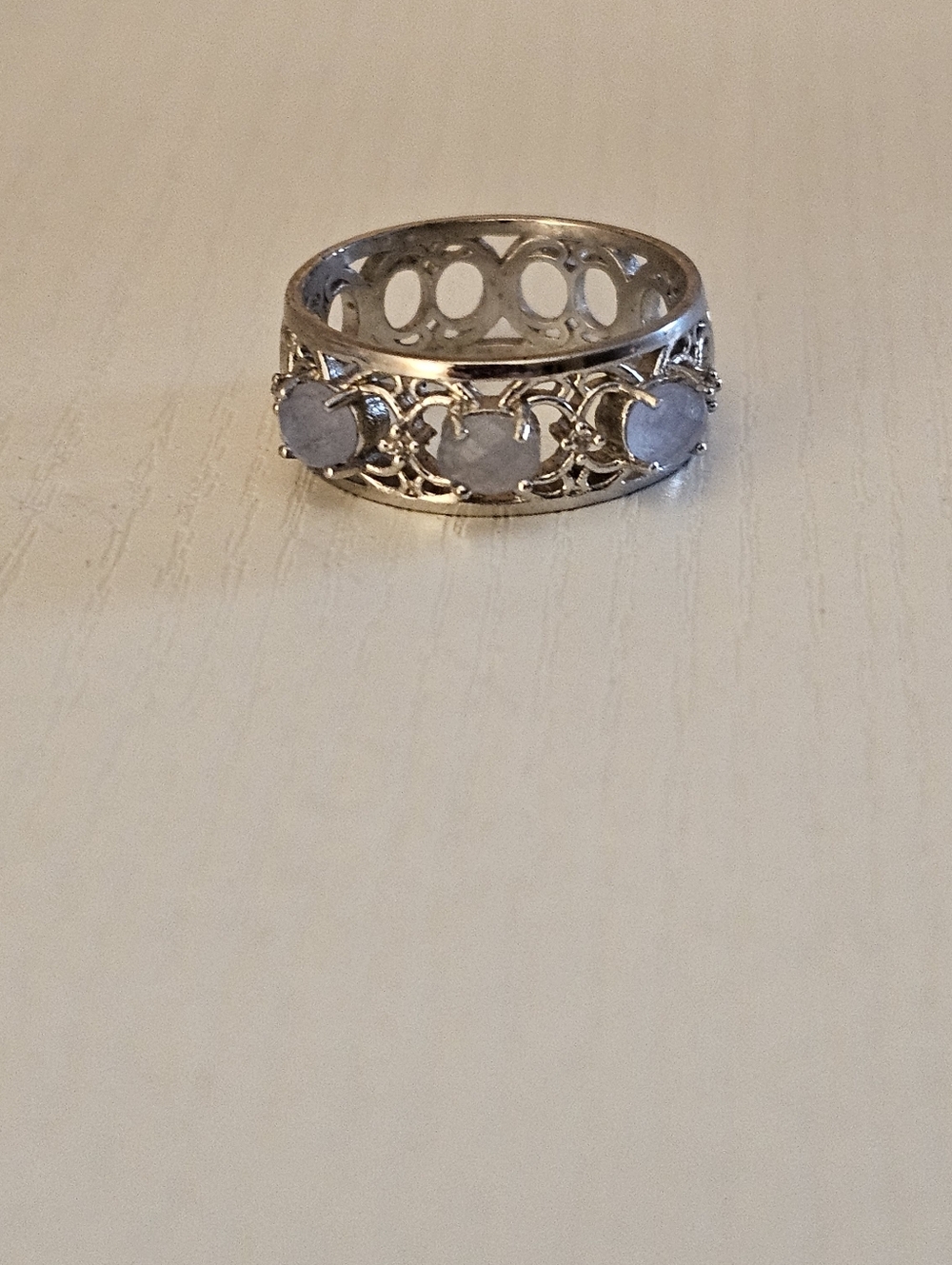 Moonstone On .925 Sterling Silver Size 9 NWOT